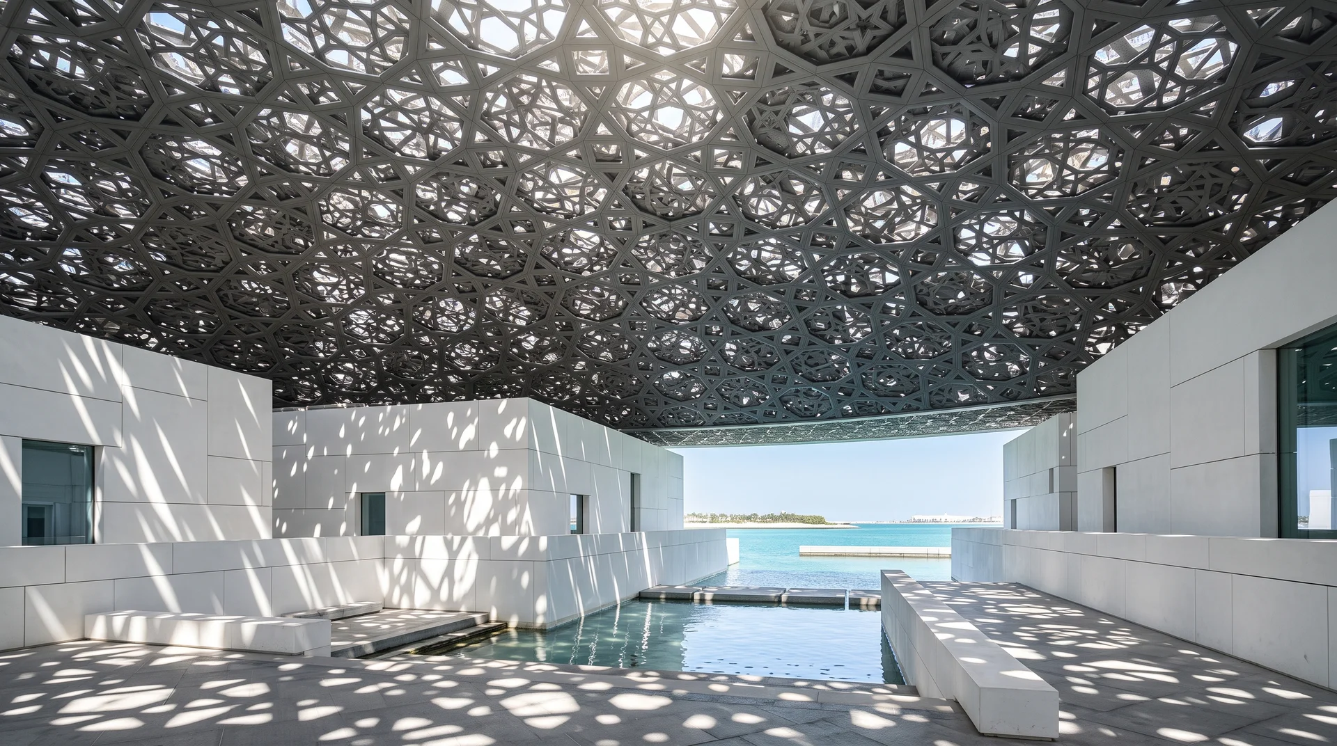 Le Louvre Abu Dhabi : la pluie de lumière de Jean Nouvel sur l'île de Saadiyat - Abou Dabi
