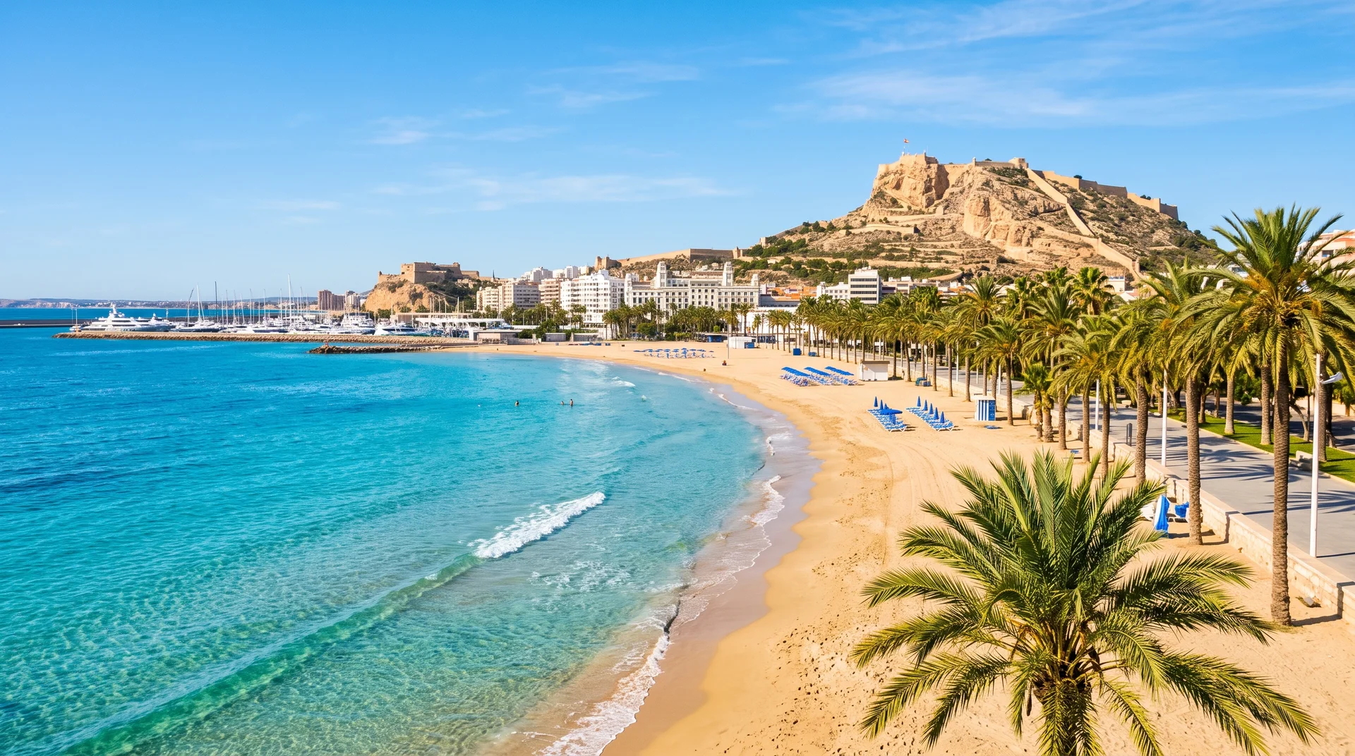 La Playa del Postiguet : une plage de sable fin au pied du château - Alicante